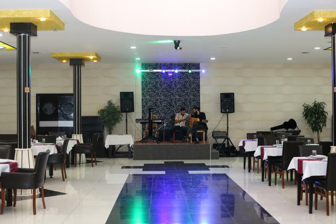 Ambassador Hotel Baku Eksteriør billede