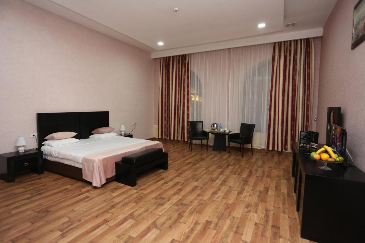 Ambassador Hotel Baku Eksteriør billede